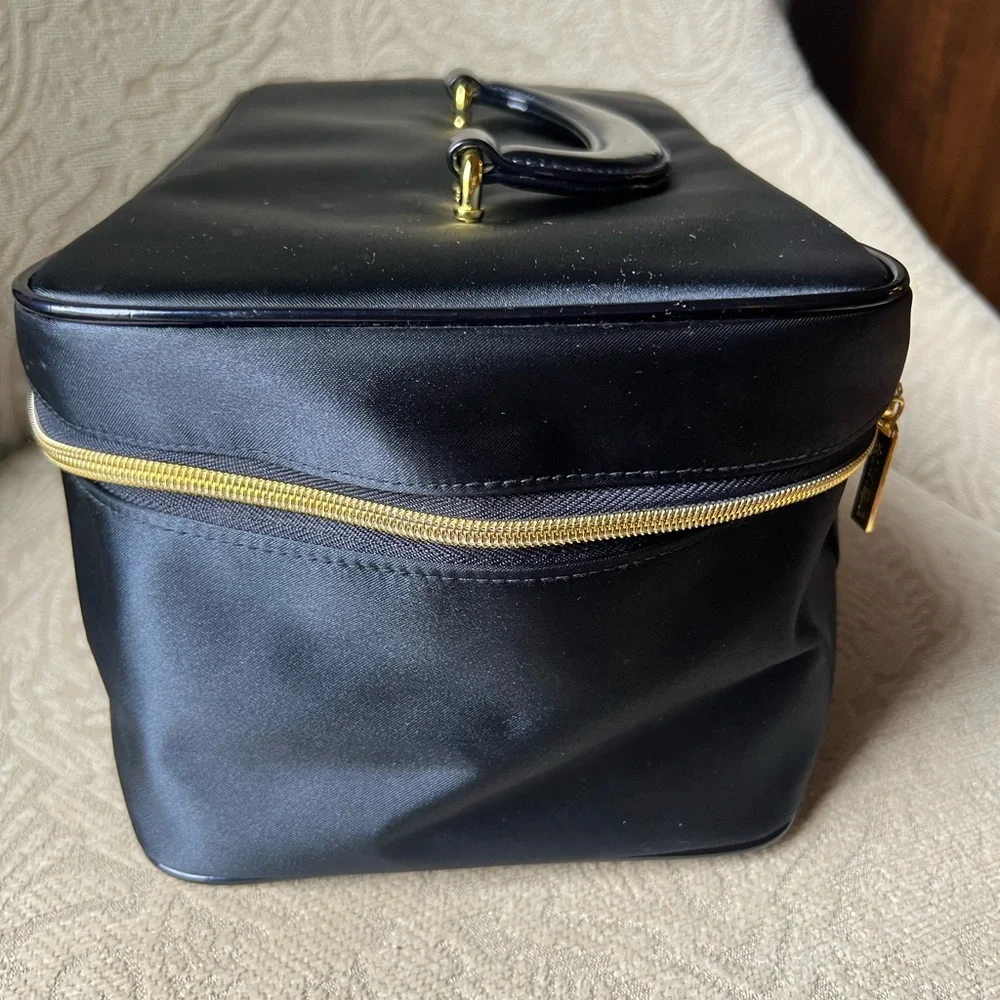 Estée Lauder Navy Train Case Gold Hardware Structured Large Makeup Vanity Box